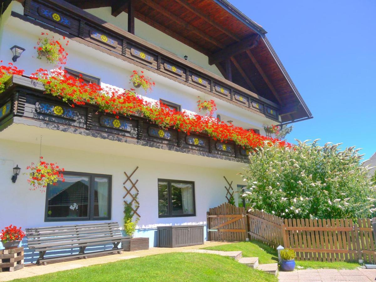 Haus Bellevue Appartement Sankt Michael im Lungau Buitenkant foto